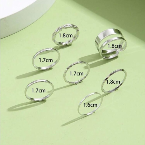 Silver ring set - Picture 2 of 2